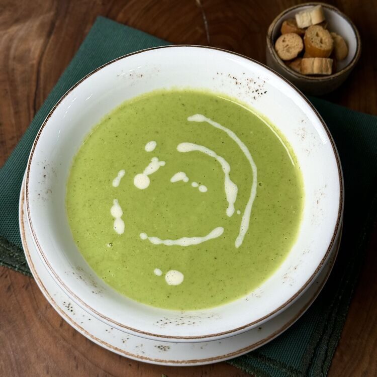 Broccoli cream soup